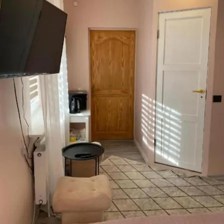 Nuoma Centre Privatunterkunft *